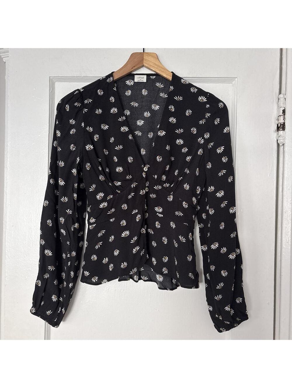 Aritzia Women's Black Blous